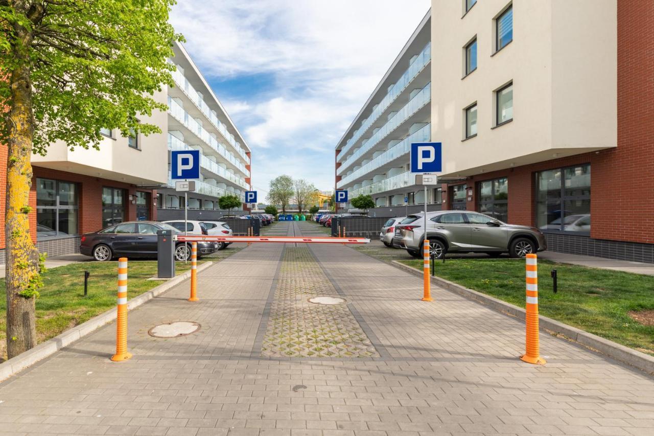 Blizej Morza II Apartament Z Garazem By Renters Lägenhet Kołobrzeg Exteriör bild